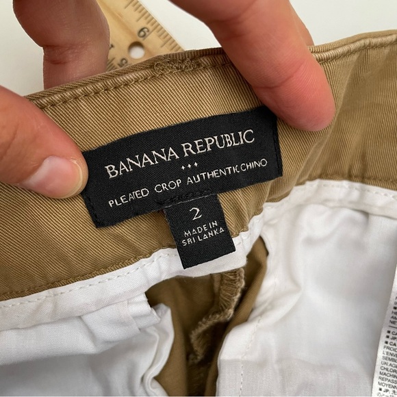 Banana Republic Relaxed pleated crop authentic chino pants barrel balloon safari - Picture 5 of 16